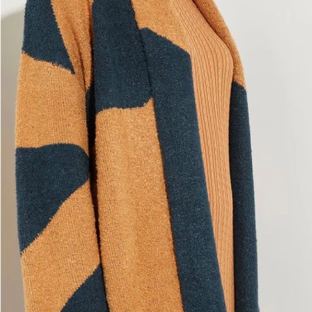 Misook Oversized Geometric Pattern Cozy Knit Card… - image 7